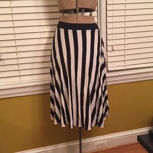 Vertical Striped skirt!